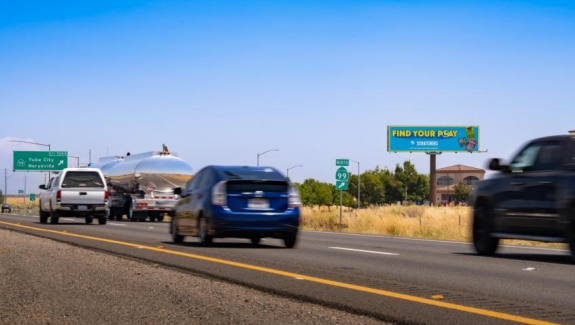 I-5 SL .5mi w/o Hwy 99 FW Media