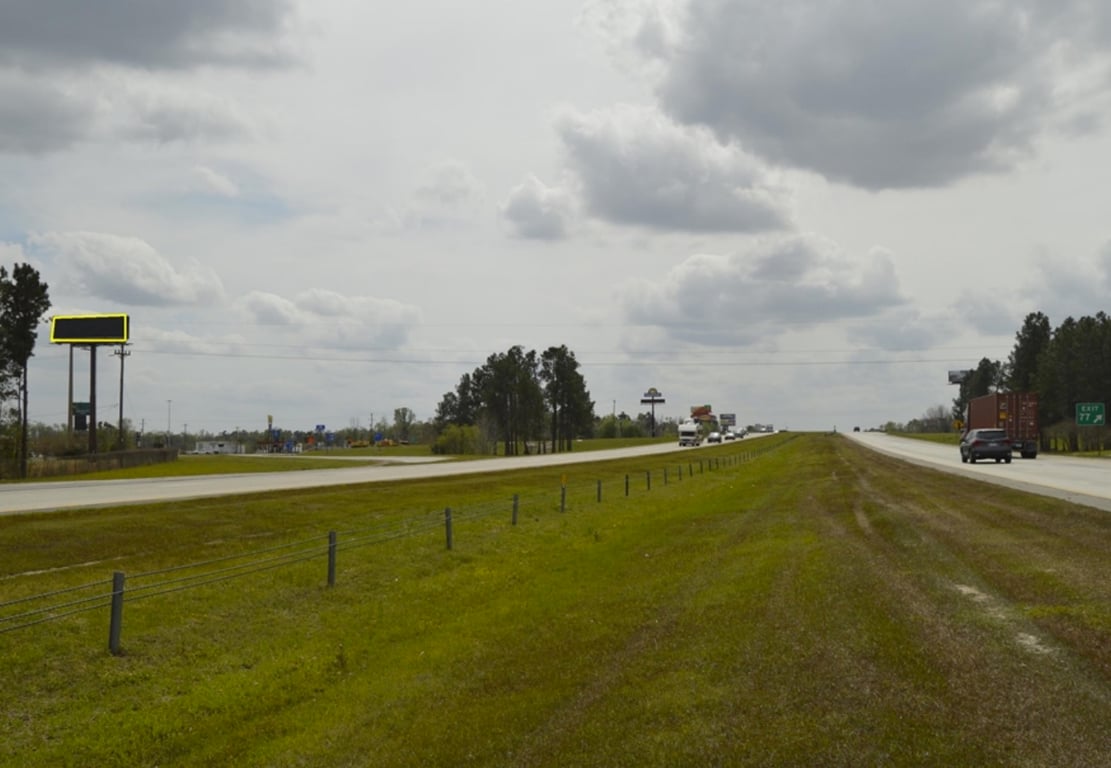 E/S I-95 200' N/O HWY 78 (EXIT 77)