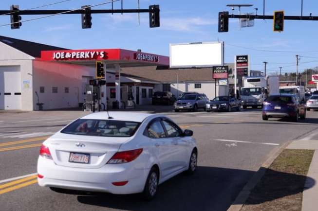 Location photo for Acushnet Ave near Acushnet Ave and Phillips Rd (New Bedford)