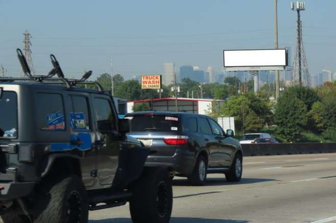 Location photo for East Fwy near N Wayside Dr @ Lyons Ave, Denver Harbor / Port Houston (Houston)