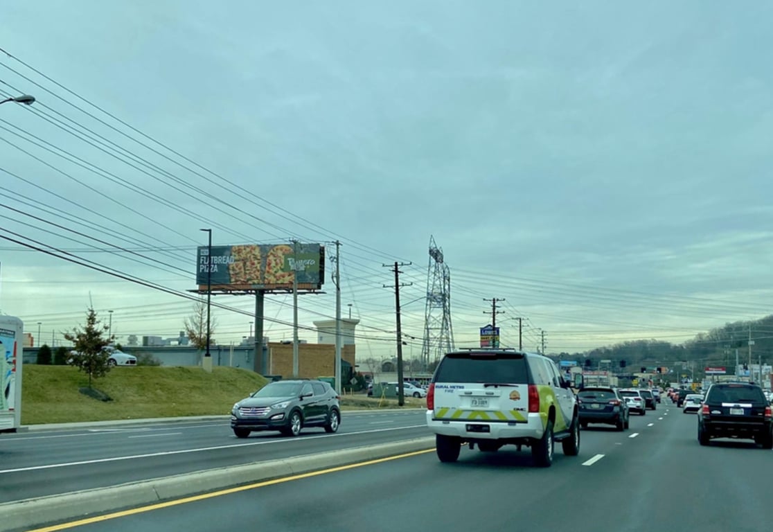 9132 KINGSTON PK 300' W/O PTRS RD NS FW Media