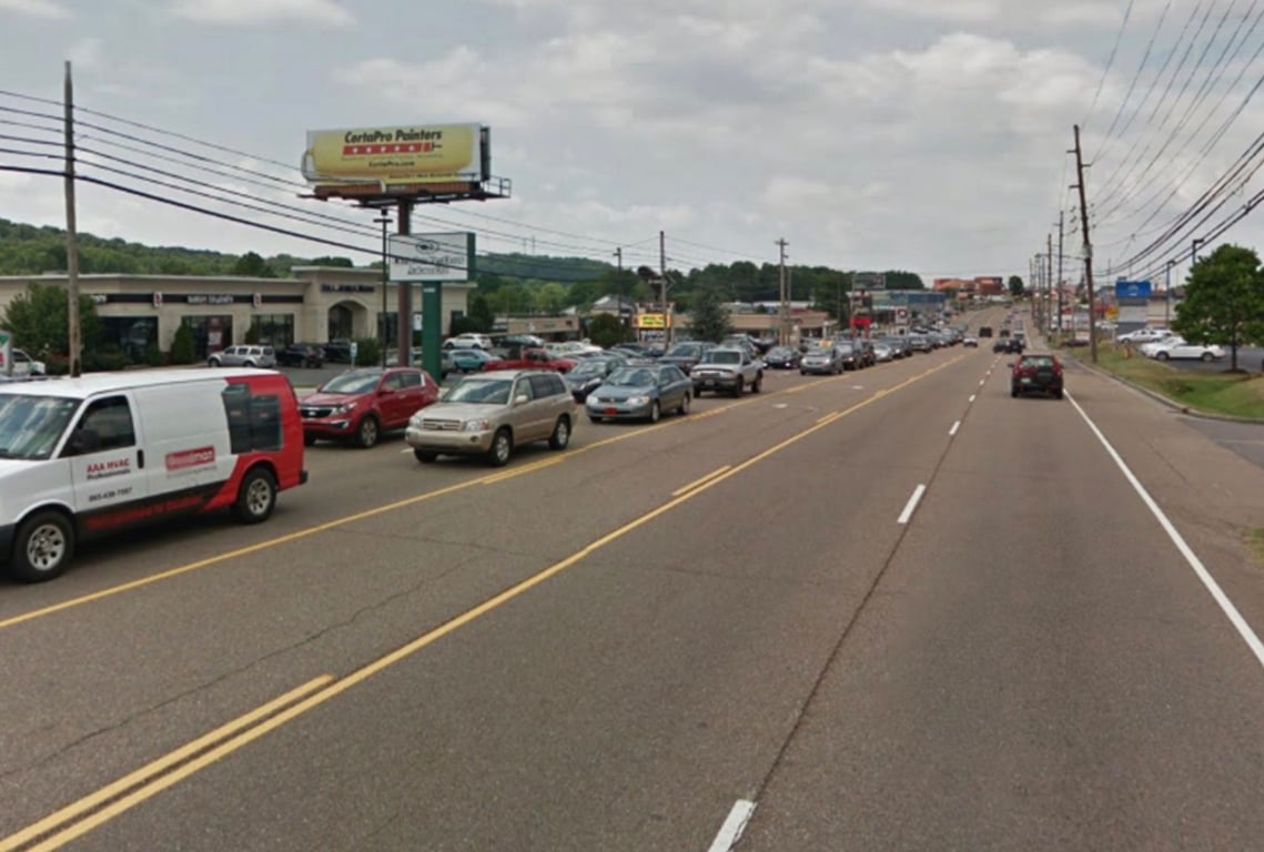 10408 KINGSTON PIKE SS-FE Media