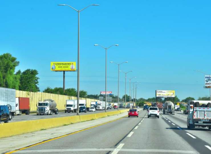 TRISTATE (I-294) W/S .5 MI N/O 95TH F/SE Media