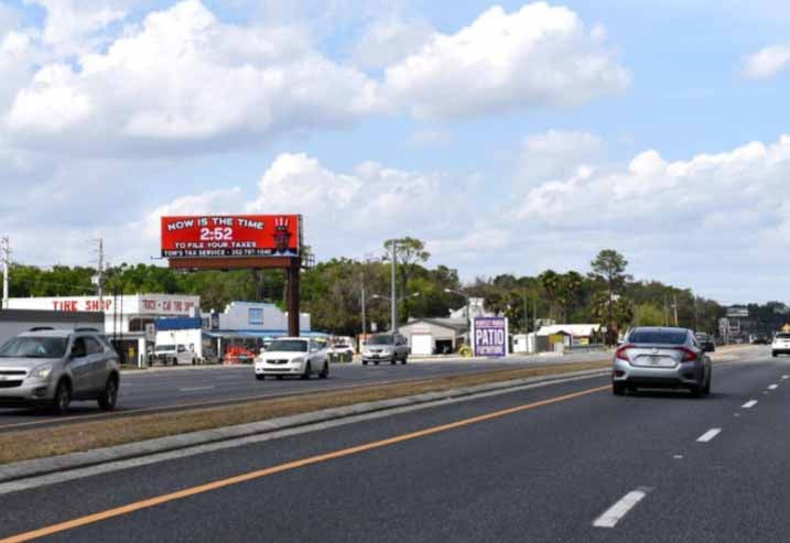 US 441 W/S 1.15 MI. S/O CR 466A w/s F/S Media