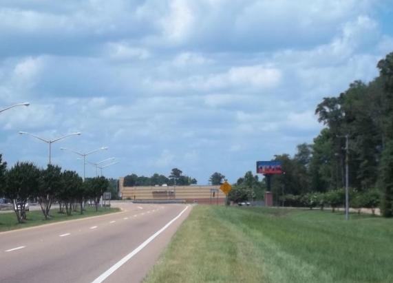 AIRPORT RD .4MI S/O LAKELAND E/S F/S Media