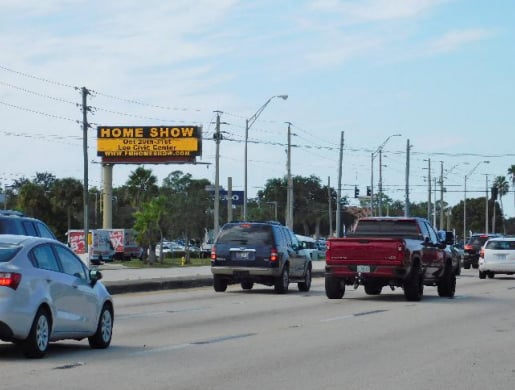 Location photo for Colonial Blvd near Colonial Blvd @ Evans Ave (Fort Myers)