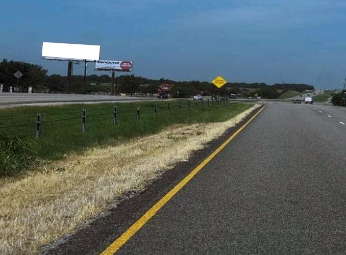 US 290/ .3 mi W/O Royal Oaks/ Fredericksburg Media