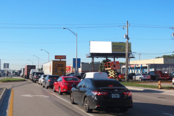 Location photo for NW 72nd Ave near NW 72 Av & NW 41 St (Miami)