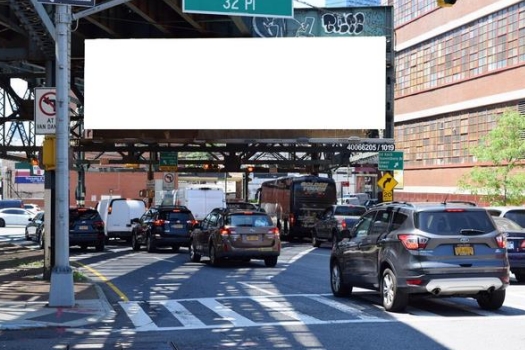 Location photo for 32nd Pl near Laguardia Community College E Building, LIC (Queens County)