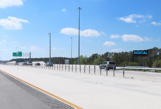 Location photo for Gate Pkwy near Gate Pkwy & Point Meadows eb, Deerwood (Jacksonville)