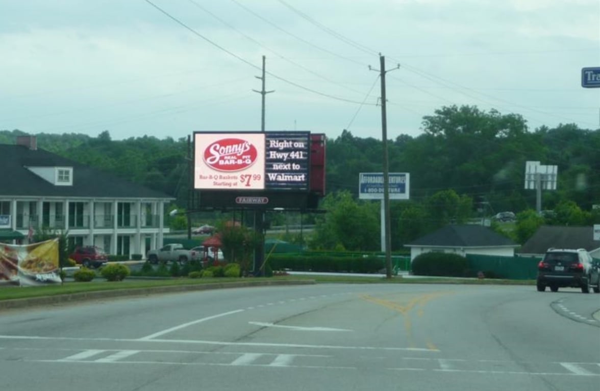 Location photo for Steven B Tanger Blvd near Sunglass Hut (Commerce)