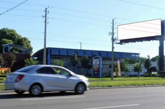 Location photo for E Brandon Blvd near Brandon Blvd @ Glendale Dr (Brandon)