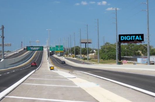 Location photo for 118th Av N NS 300ft E/O 40th St N F/E - 2