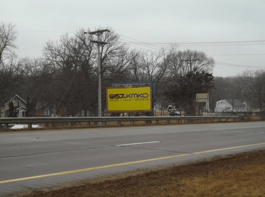 Location photo for Chapman St near West Mankato Park (Mankato)