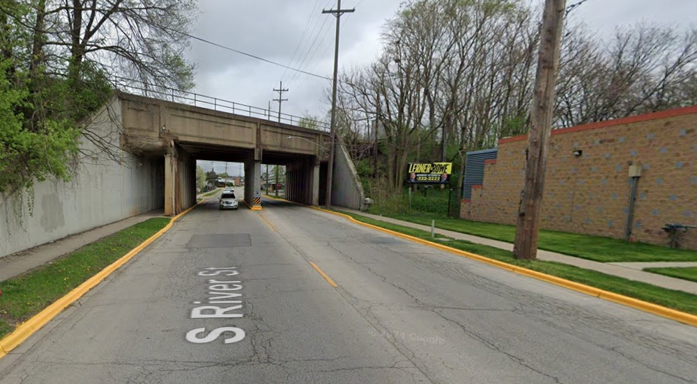 Location photo for S River St near Hurds Island park (Aurora)