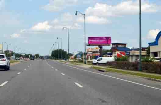 US 441 E/S 3.5 MI S/O SR 44 Media