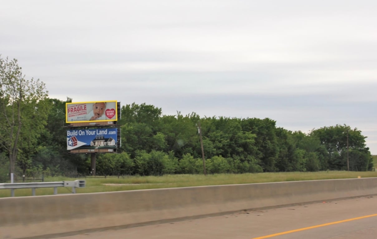 I 45 E/L .3 MI N/O MP237.6, W/S   TOP Media