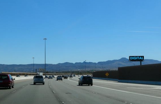 Location photo for E Warm Springs Rd near WB Warm Springs after Paradise (Las Vegas)