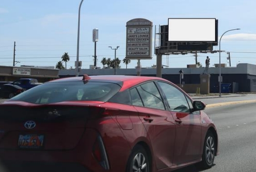 Location photo for S Eastern Ave near NB Eastern after Sahara, Downtown South (Las Vegas)