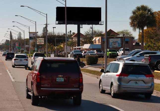 Cortez Rd 15' E/O 63RD ST W N/S F/E Media