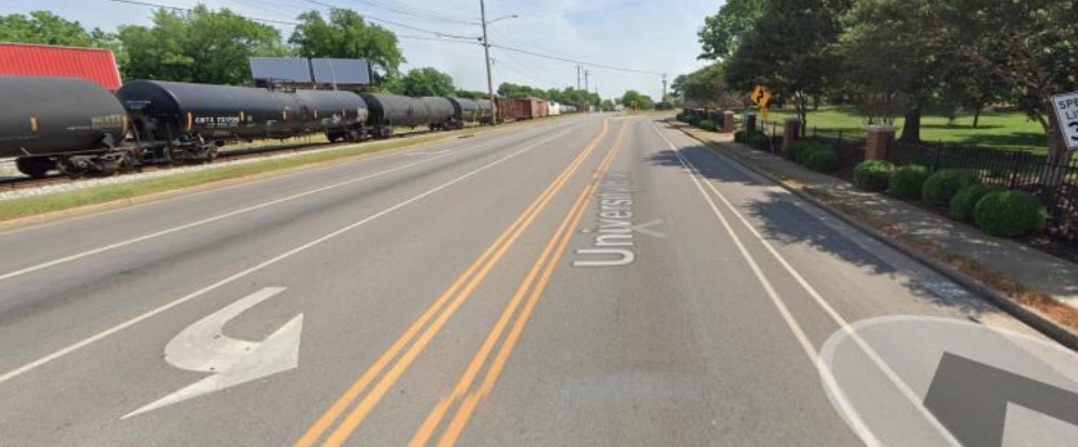 UNIVERSITY DR N/S 400' E/O OLD MORGANTOWN RD F/W (R) Media