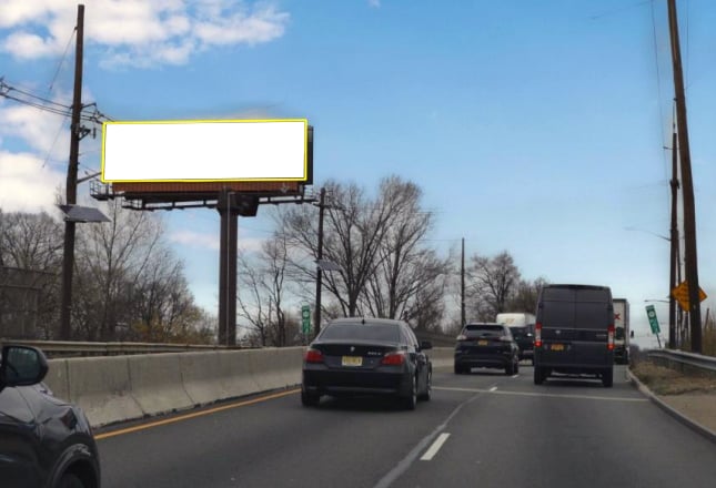 Location photo for RT 17 N 2mi N/O I-80 (Rochelle Park)