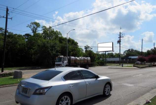 Location photo for Griggs Rd near King Best Mall, South Side (Houston)