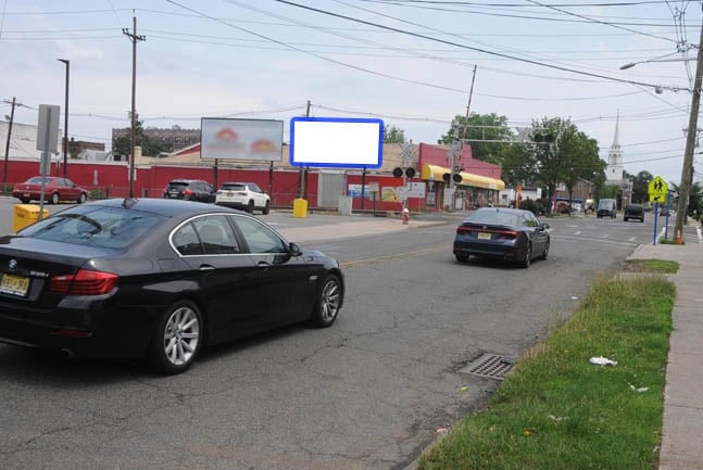 N/S Passaic St W/O Railroad Ave Hackensack F/W Media