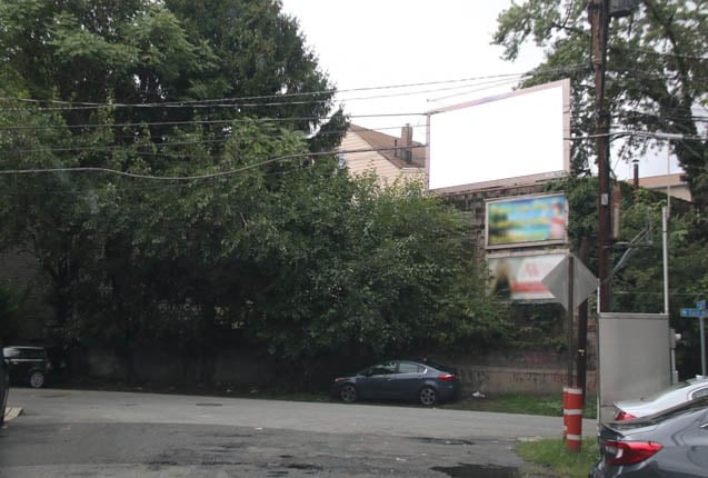 W/S Main street N/O Belle Ave F/S Media