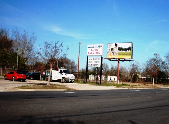 US 301 N 1 mi N/O US 601 WS Media