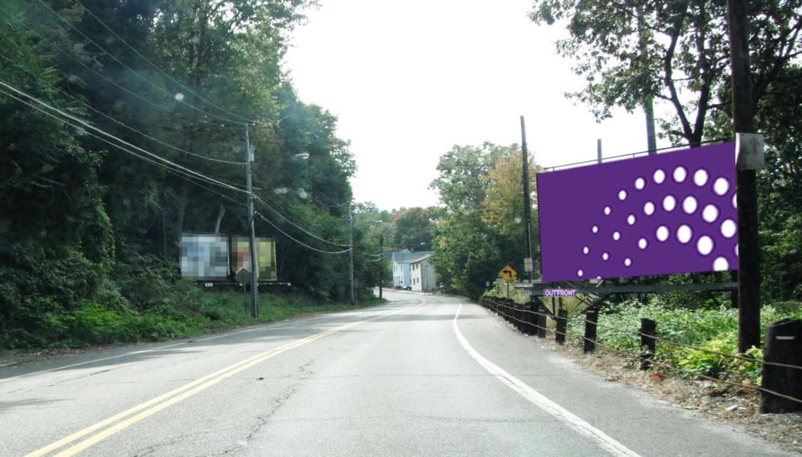 S.Main 150 ft S/O Maple St W/S F/N Media