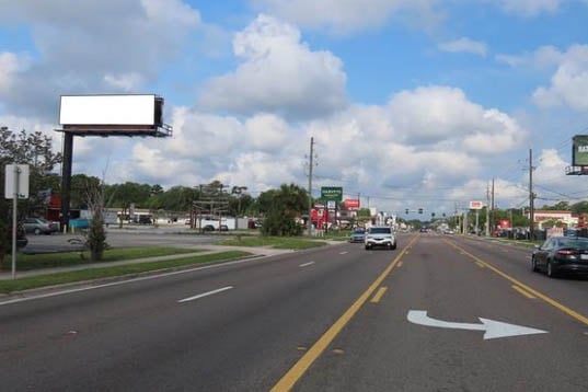 Location photo for Atlantic Blvd near Atlantic Blvd. & Arlington Rd., Holiday Hill (Jacksonville)