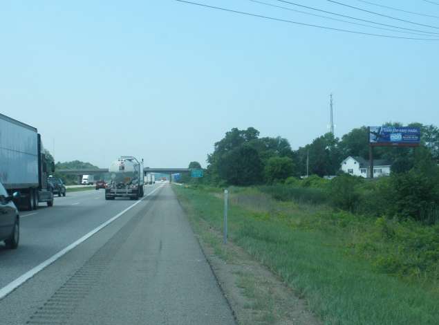 I-94 0.1 mi E/O Nickerson Ave. NS Media