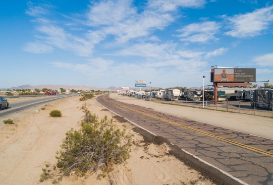 Country Club RV Parking Lot Media