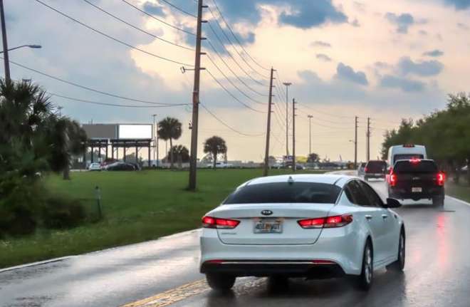 Location photo for N Frontage Rd near Mccoy Rd and N Frontage Rd, Airport North (Orlando)