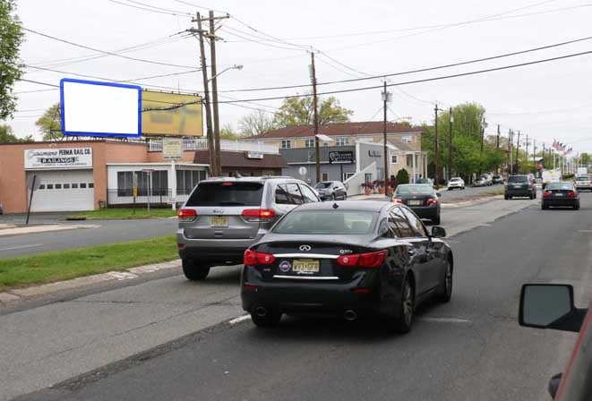 N/S 211 Westfield Ave e/o Hawthorne St Roselle Park F/W Media