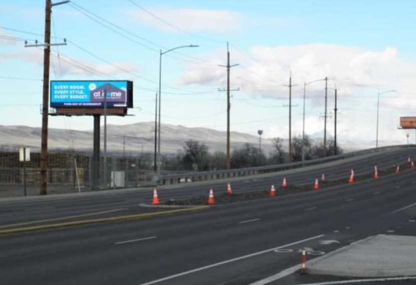 Location photo for Market St near WinCo (2425 Longfibre Rd) (Union Gap)