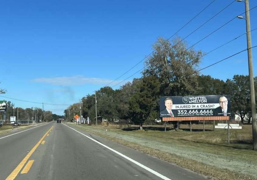 ES US 41 1.6 mi N/O SR 52 F/S Media