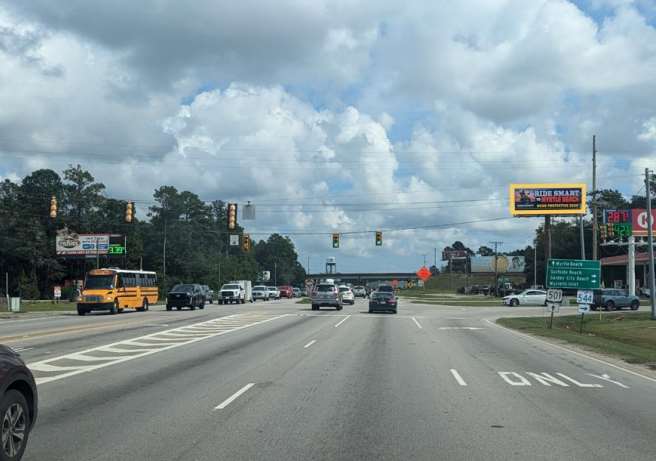 US HWY 501 S/S 810 FT W/O US HWY 501 BUS Media