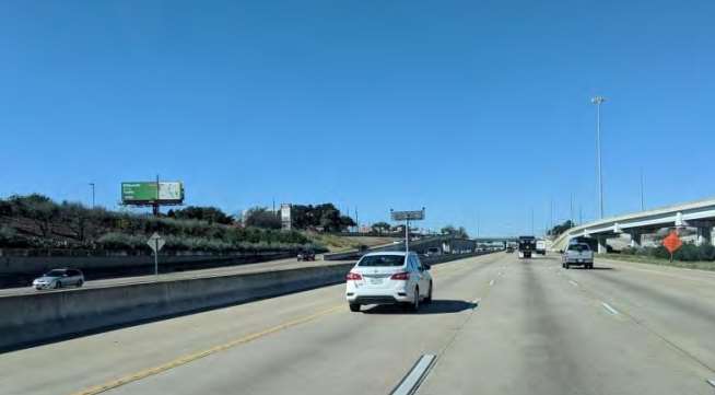 301 Ben White Blvd W (SR 71) 0.15 mi W/O Congress Ave S SS Media