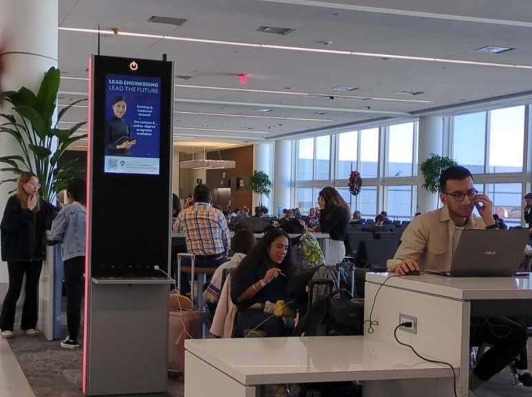 Gateway Digital Network - Full Airport - Package of 44