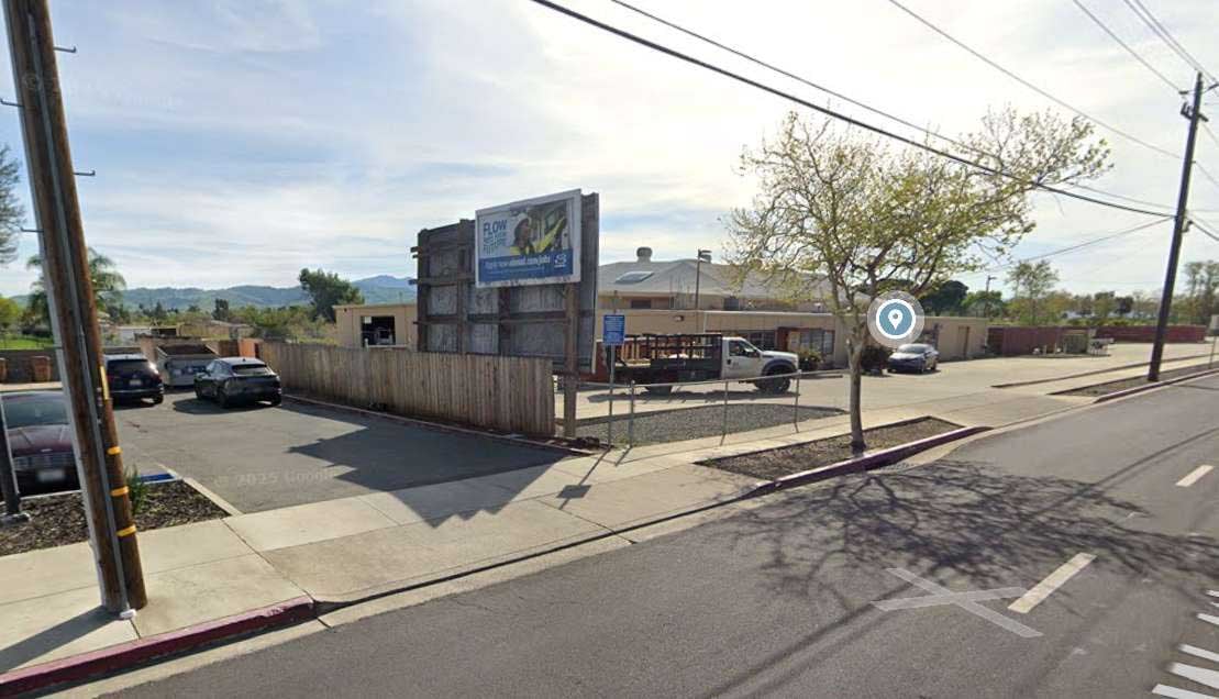 Location photo for W 4th St (Antioch)