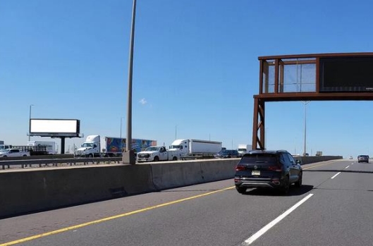 Location photo for Doremus Ave near Wilson Ave at Hyatt Ave (Newark)