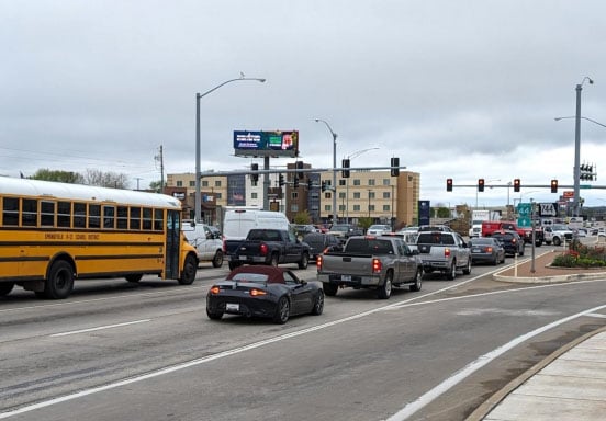 Glenstone Ave, 140 ft N/O SR 744 W/S, S/F Media