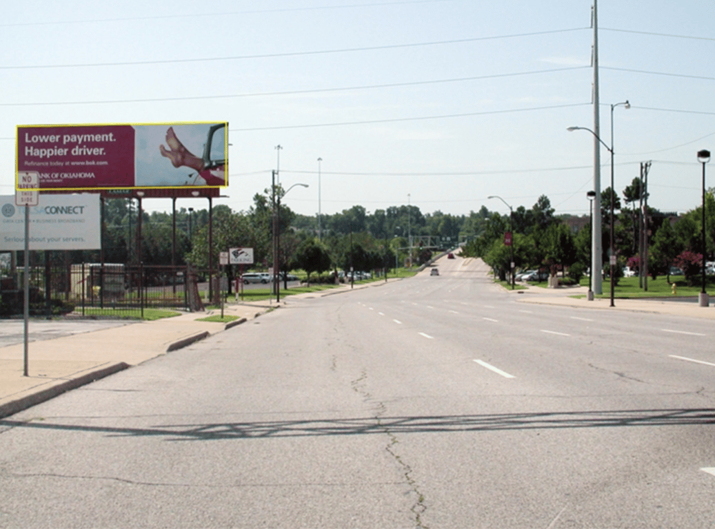 1121 S Cincinnati, ES 50' N/O 12th St N/F (TULSA) Media