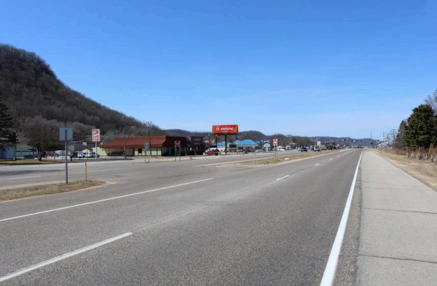 1429 W Service Dr, Winona MN 55987 Media