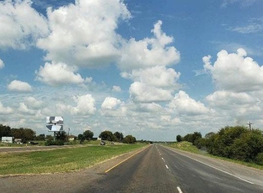 SH 36/ 3.6 mi S/O US 290/ Brenham-Top Face Media