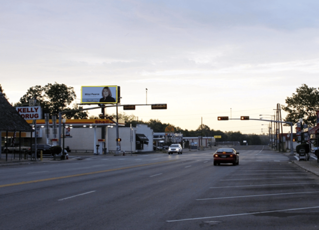 US 80 N/S 100 FEET E/O US 69 Media