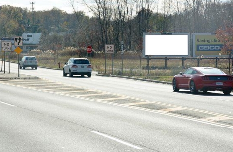 Location photo for NY-303 near Tackamack North Park (Blauvelt)