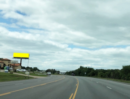 W/S of Hwy 6, 1500 feet N/o CR 486. 1643 North Market Street, S/F